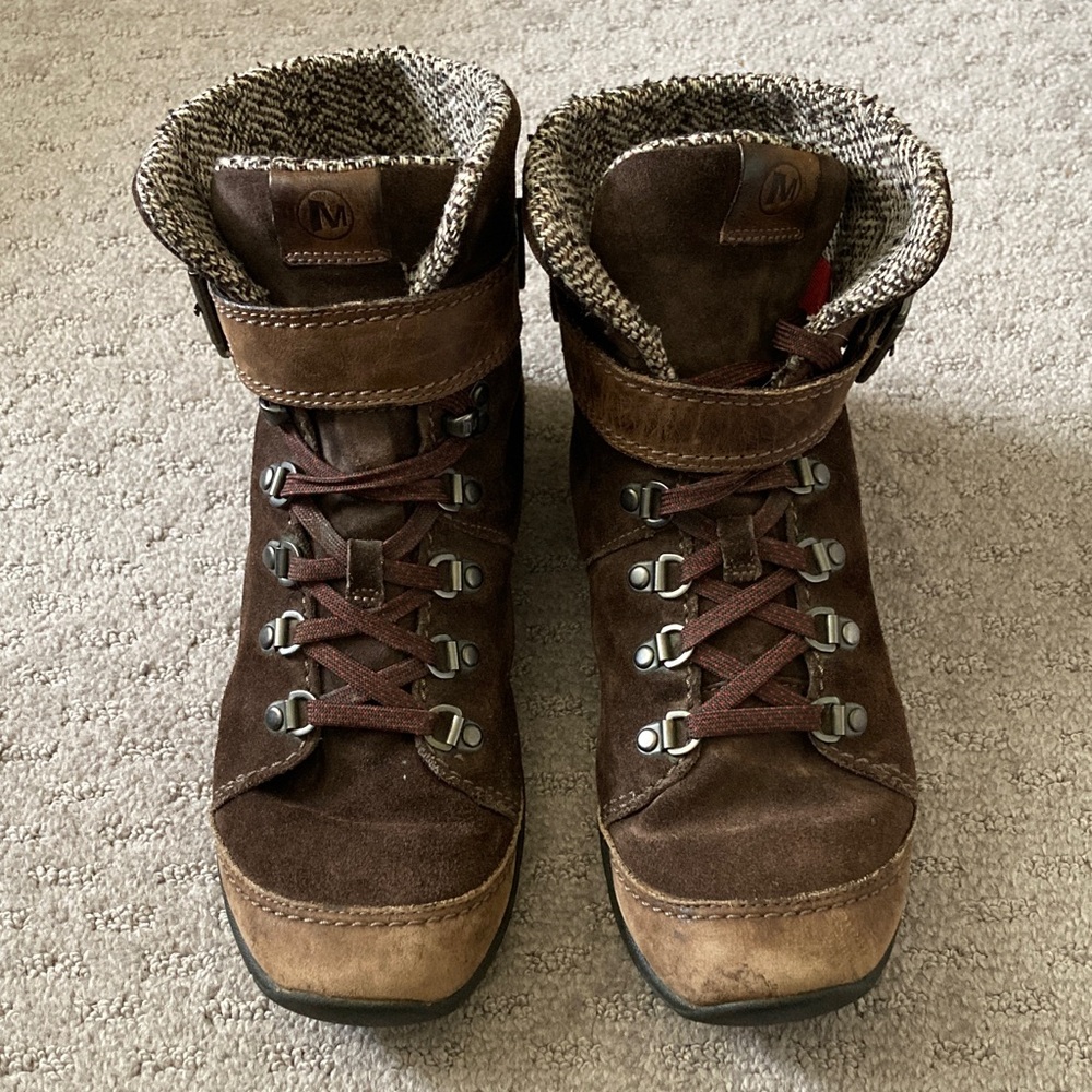 MERRELL Palvina brown suede lace-up boots, Sz 9. - Picture 3 of 10